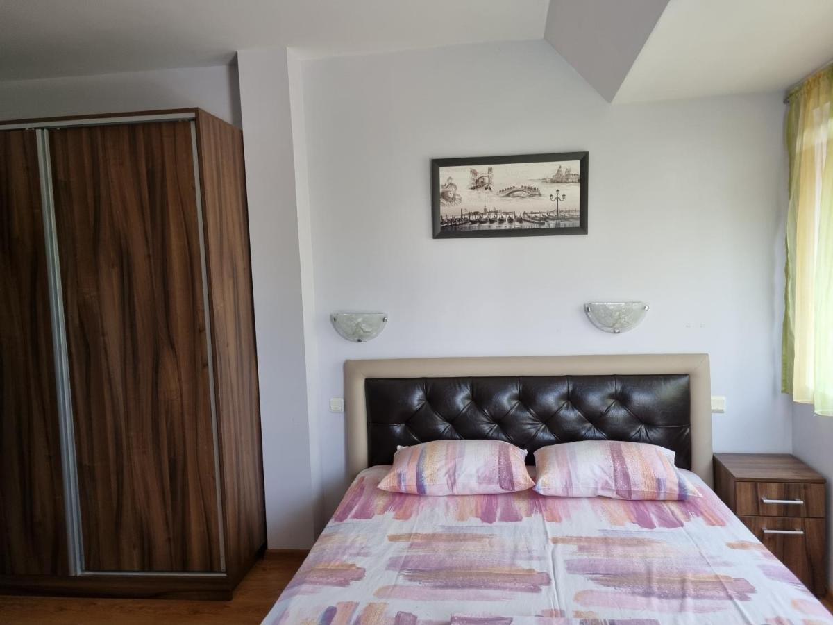 Fantasy Apartments Saint Constantine And Helena Resort Saints Constantine and Helena Ngoại thất bức ảnh