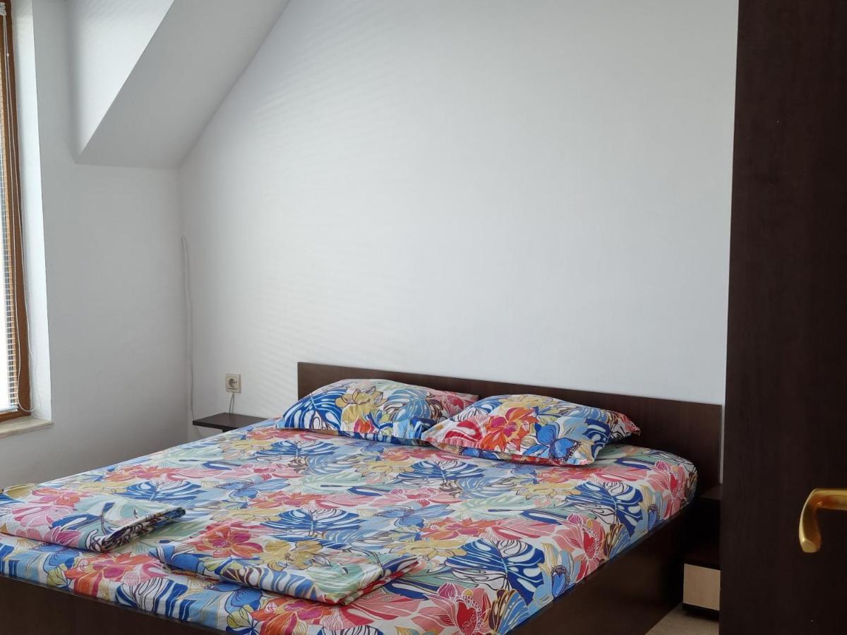 Fantasy Apartments Saint Constantine And Helena Resort Saints Constantine and Helena Ngoại thất bức ảnh