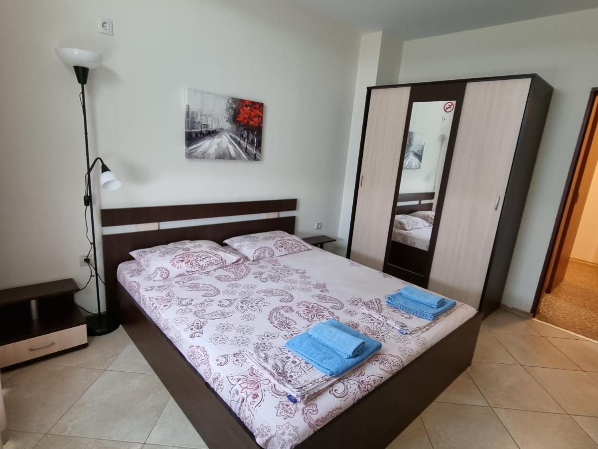 Fantasy Apartments Saint Constantine And Helena Resort Saints Constantine and Helena Ngoại thất bức ảnh